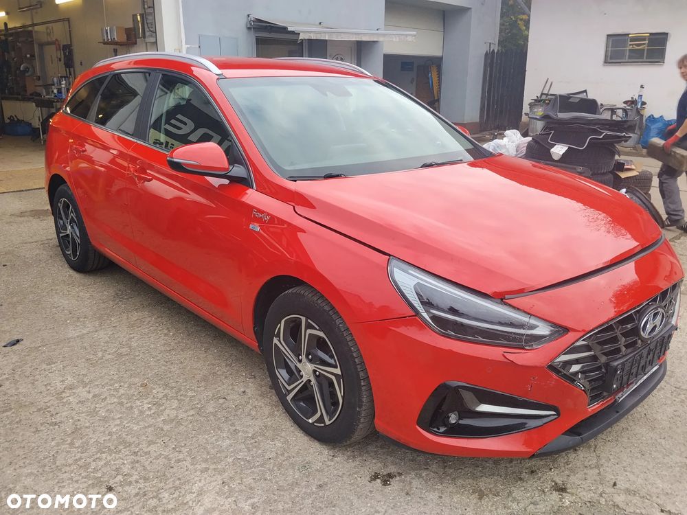 Hyundai i30 Fastback 1.5 T-GDI 48V Premium DCT