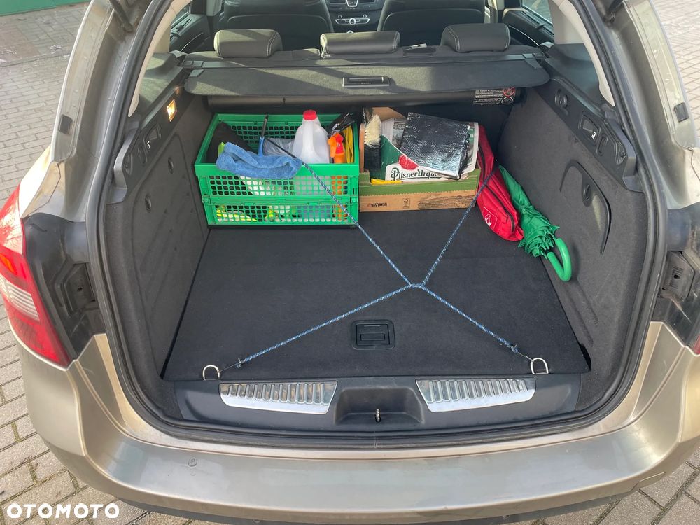 Renault Laguna 2.0 Bose Edition - 9