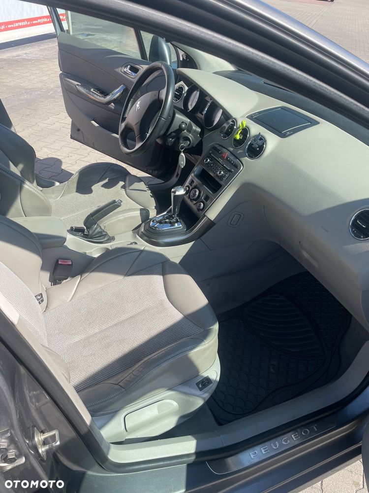 Peugeot 308 2.0 HDi Premium - 8