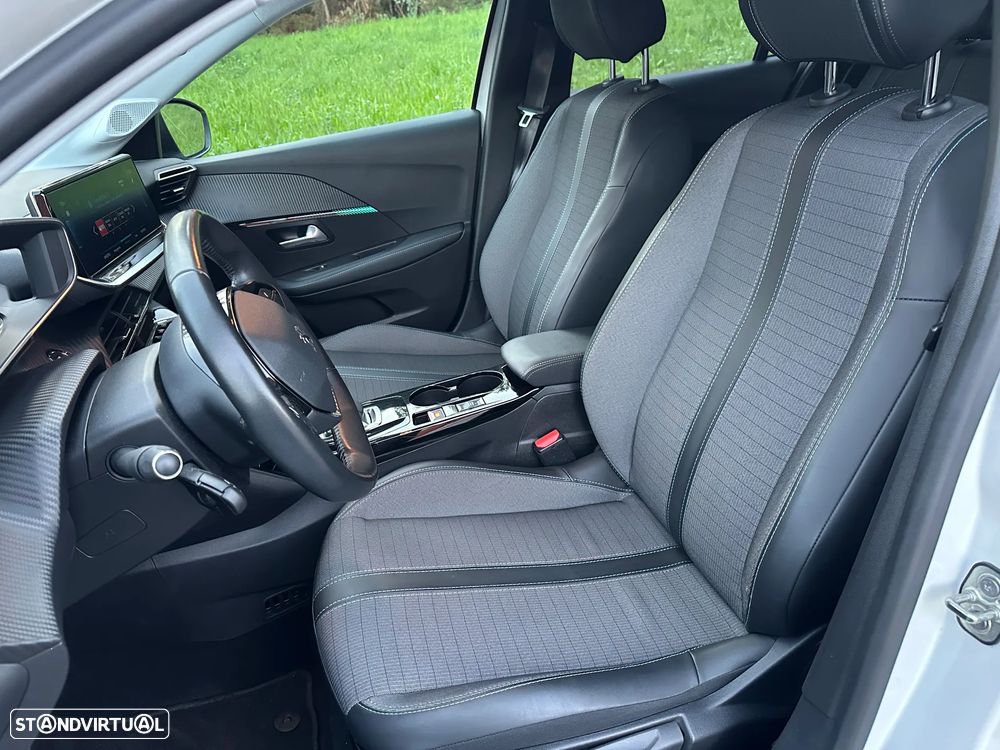 Peugeot e-208 50 kWh Allure Pack - 38