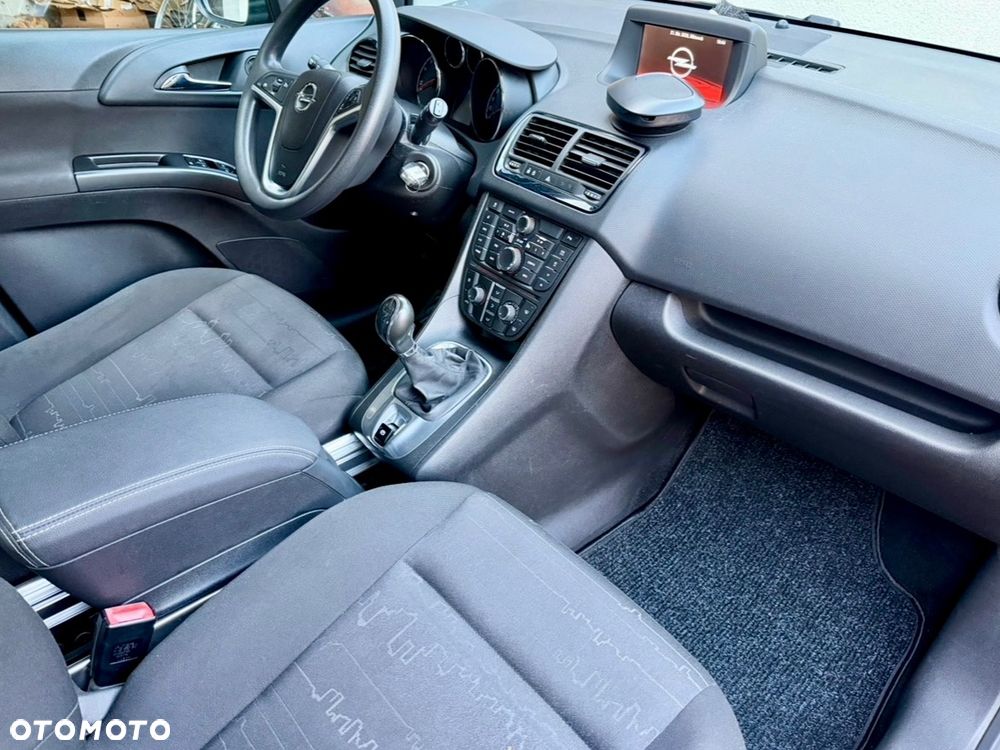 Opel Meriva - 12
