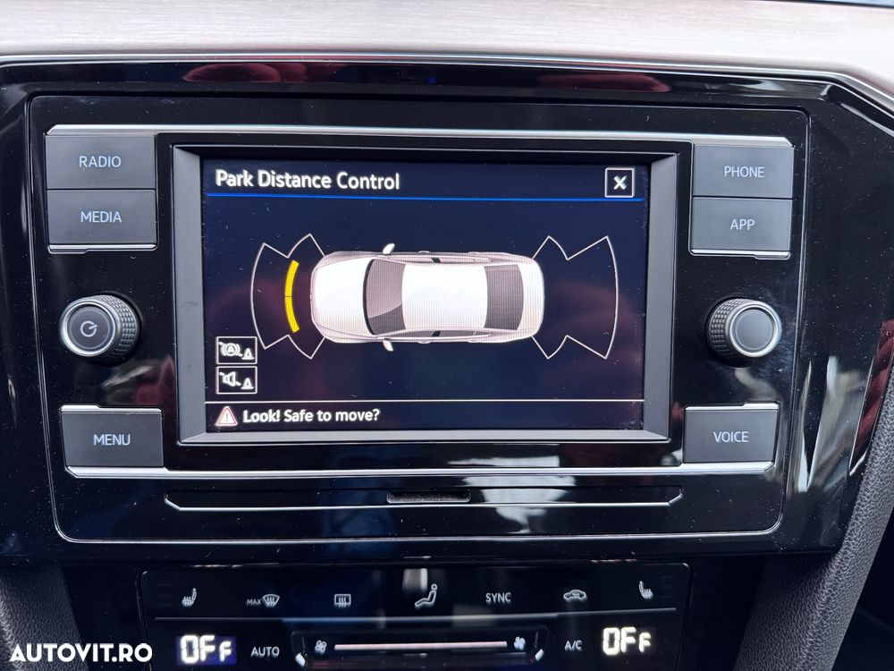 Volkswagen Passat 2.0 TDI DSG Highline - 14