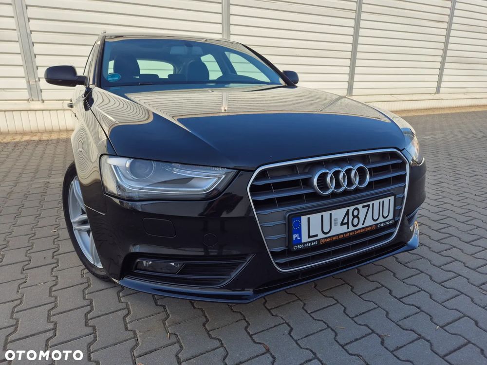 Audi A4 Avant 2.0 TDI DPF clean diesel S line Sportpaket - 26