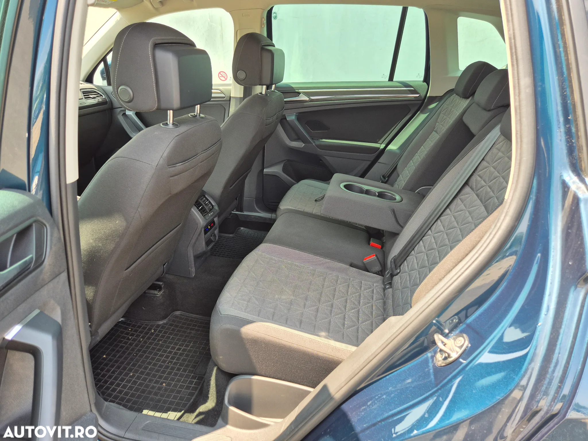 Volkswagen Tiguan - 12