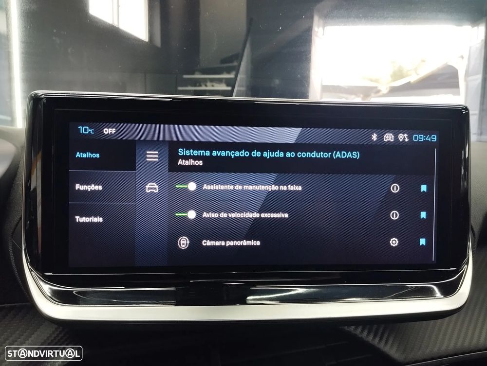Peugeot 2008 1.2 PureTech Allure - 31