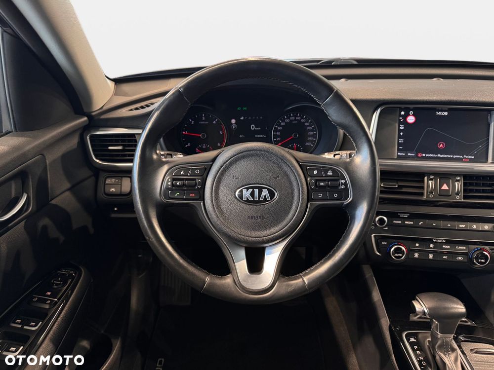 Kia Optima - 23