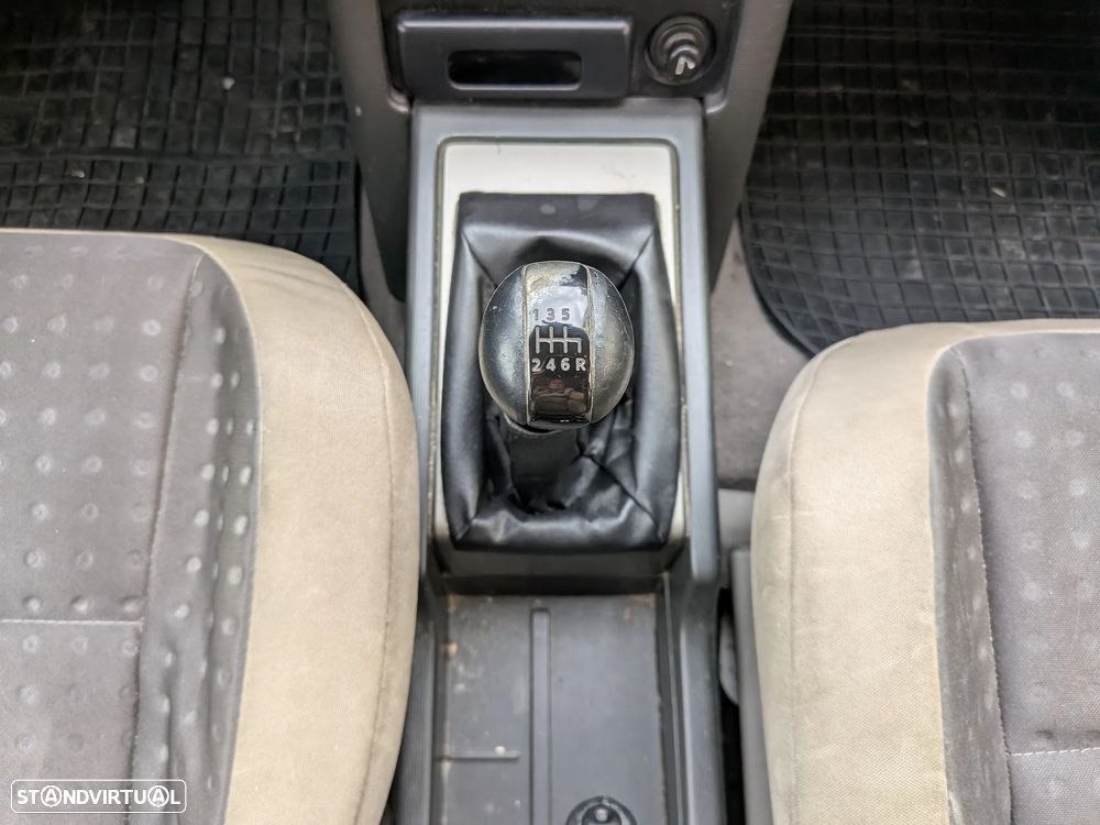 Nissan X-Trail Sport AC+TAEP+VDC - 19