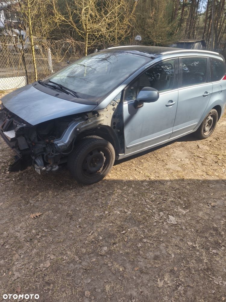 Peugeot 5008 - 2
