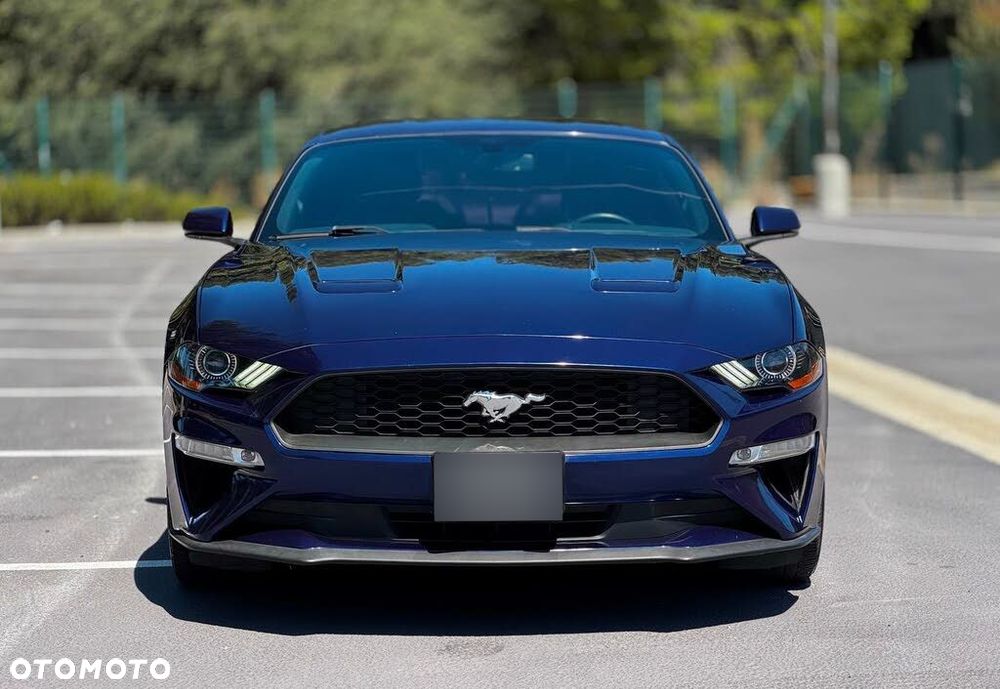 Ford Mustang - 7