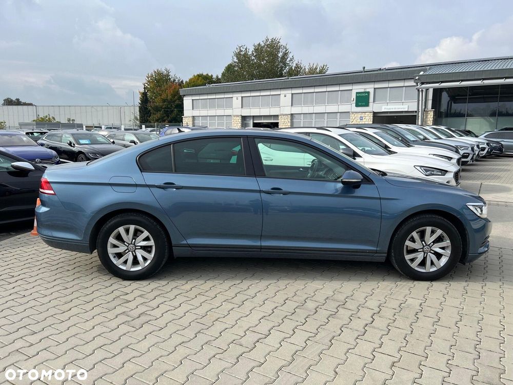 Volkswagen Passat 1.4 TSI BMT Trendline - 4