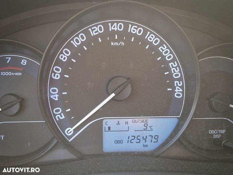 Toyota Auris 1.3 Dual VVT-i Terra - 12