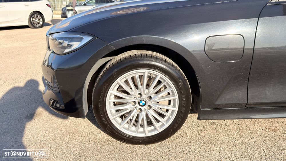 BMW 330 e Corporate Edition Auto - 2
