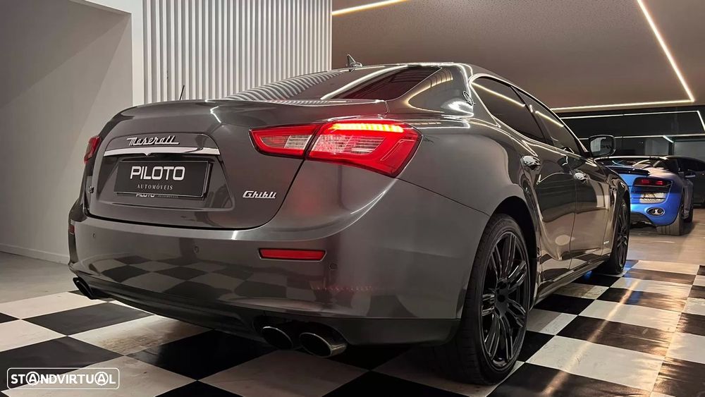 Maserati Ghibli 3.0 V6 - 10