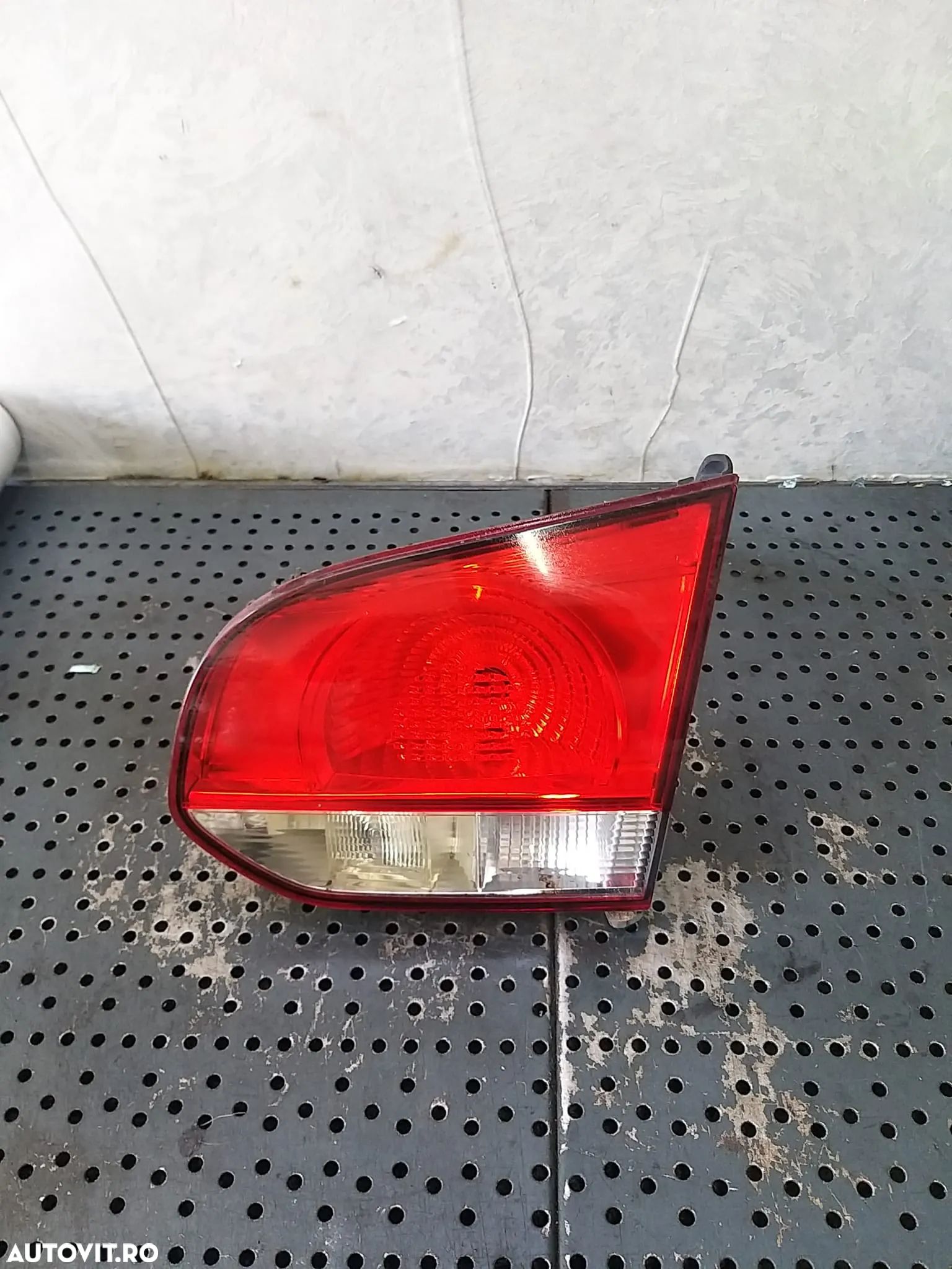 Stop tripla lampa dreapta haion vw golf 6 5k hatchback 5k0945108 89090386 - 1