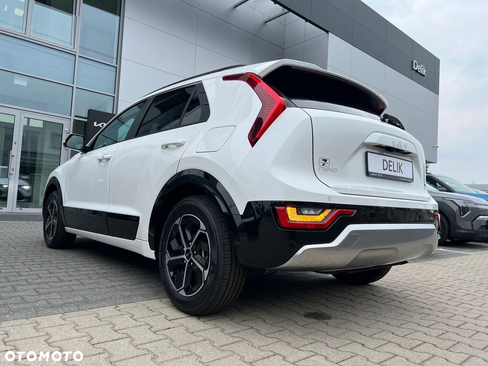 Kia Niro 1.6 GDI Hybrid Business Line - 12