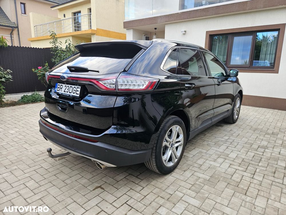 Ford Edge 2.0 TDCi Powershift Titanium - 4