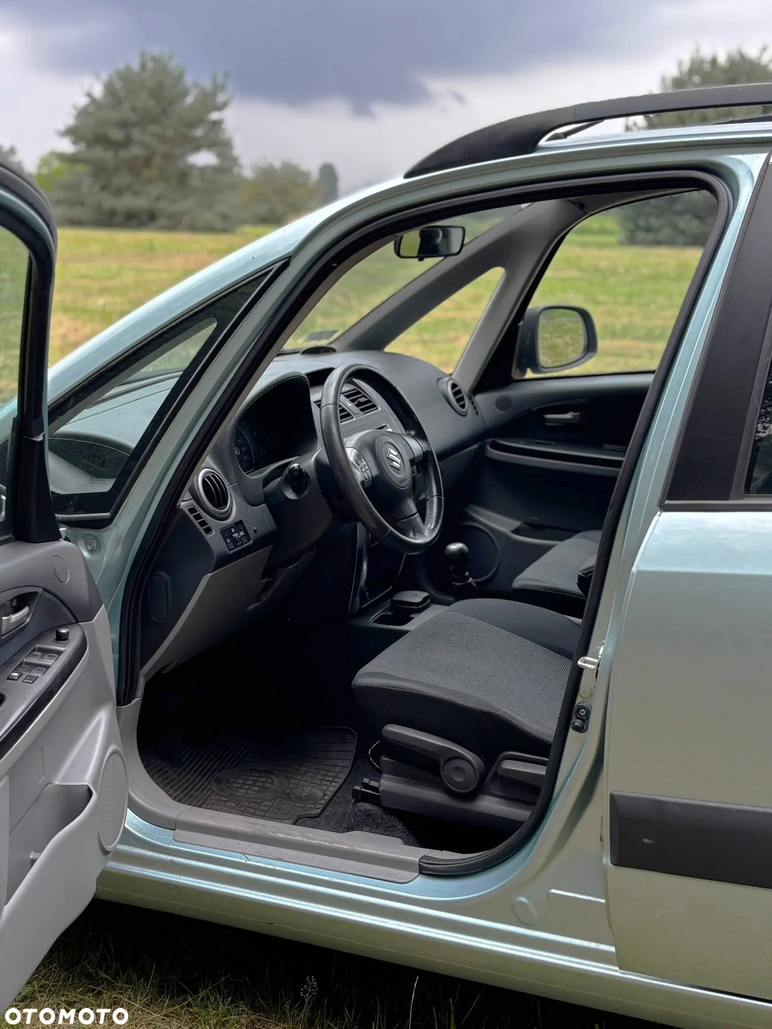 Suzuki SX4 1.6 GS / Premium - 12