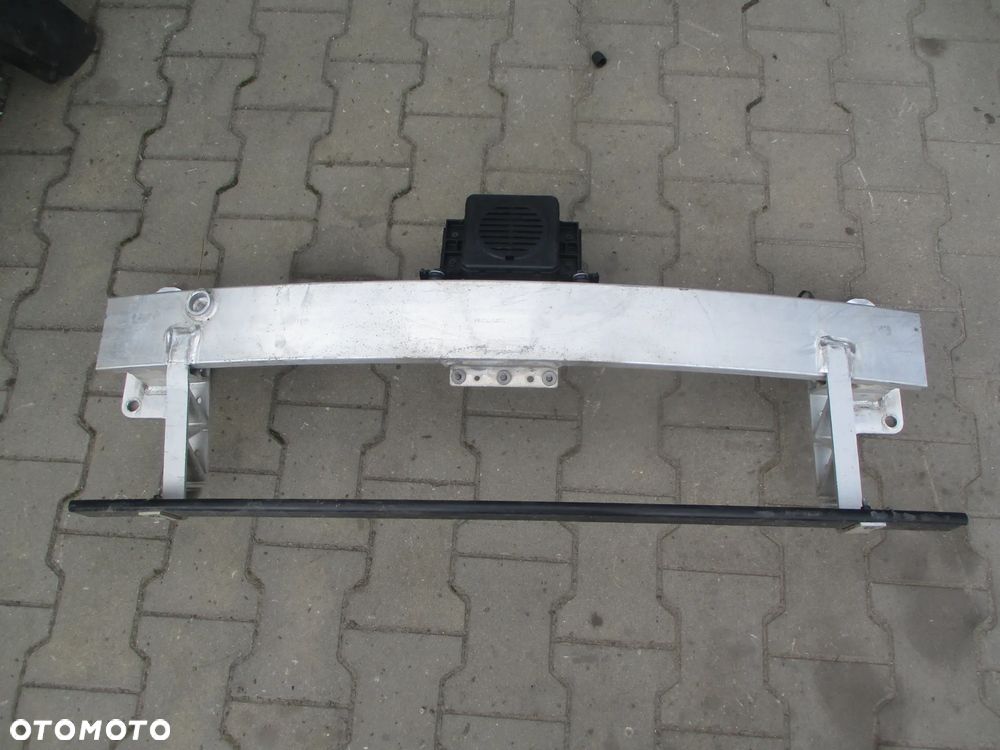 Hyundai Kona I 2021 ELEKTRIC BELKA POD ZDERZAK - 1
