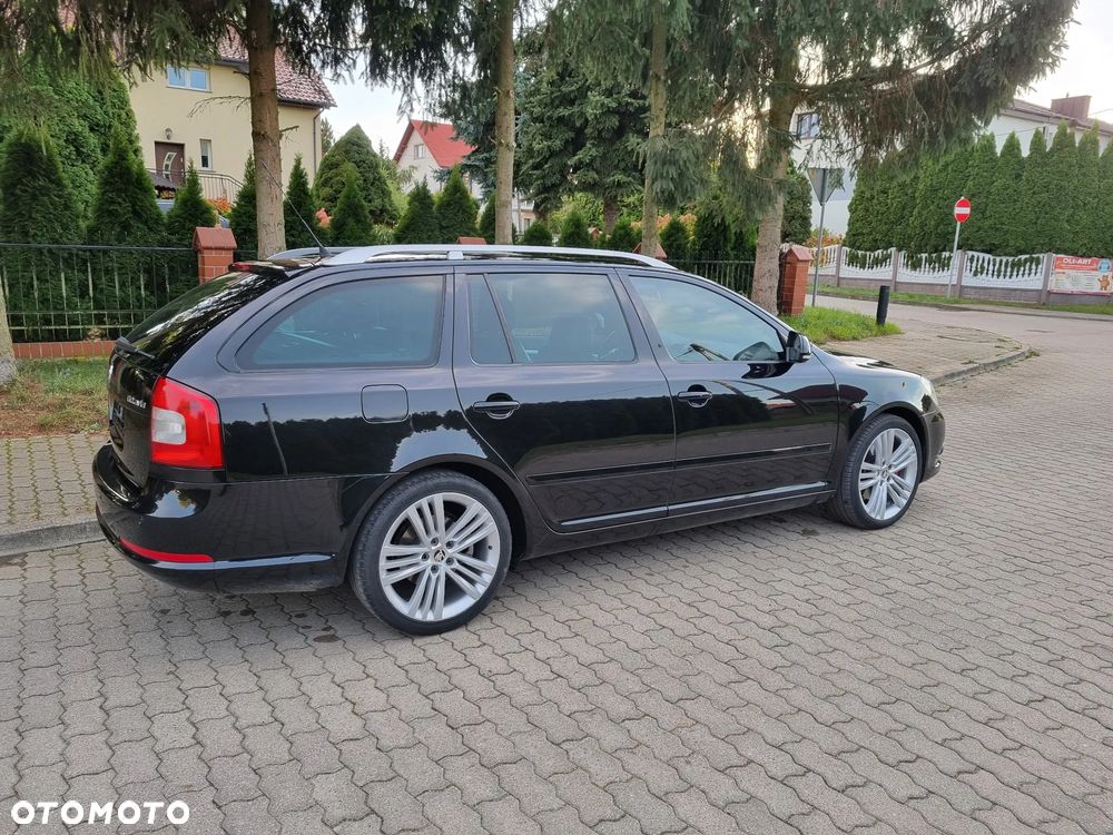 Skoda Octavia 2.0 TDI DPF RS - 6