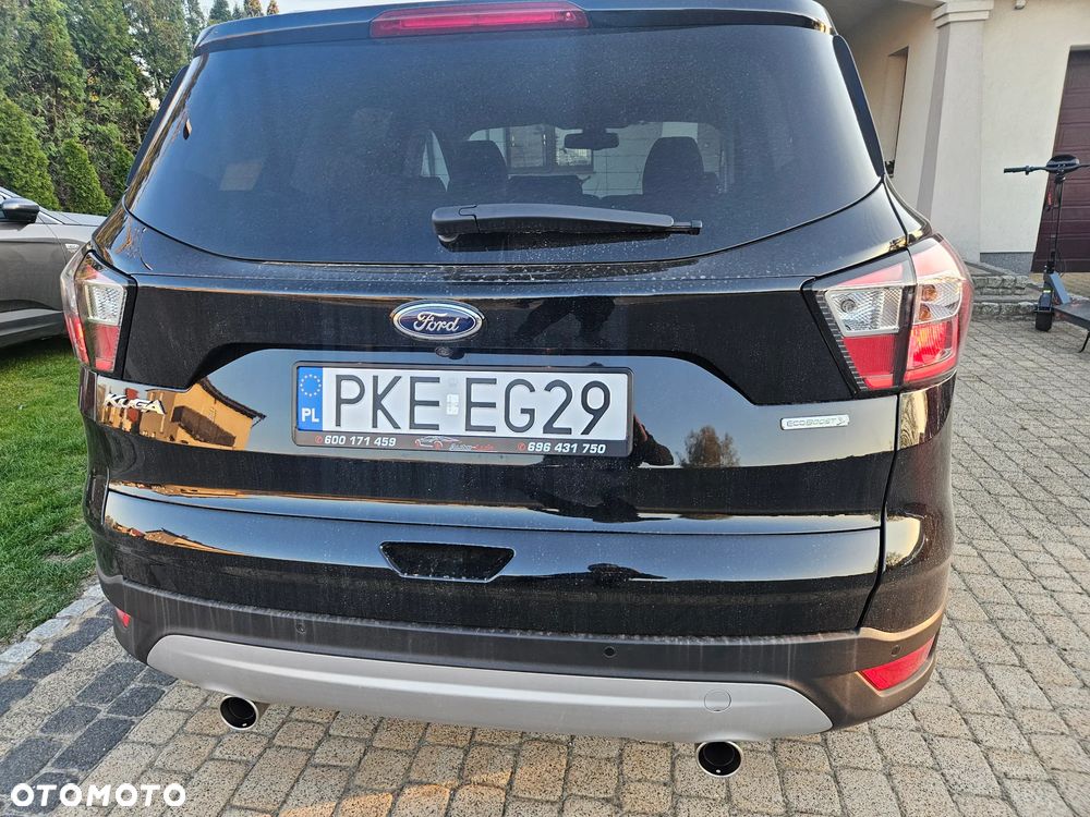 Ford Kuga 1.5 EcoBoost 2x4 Titanium - 14
