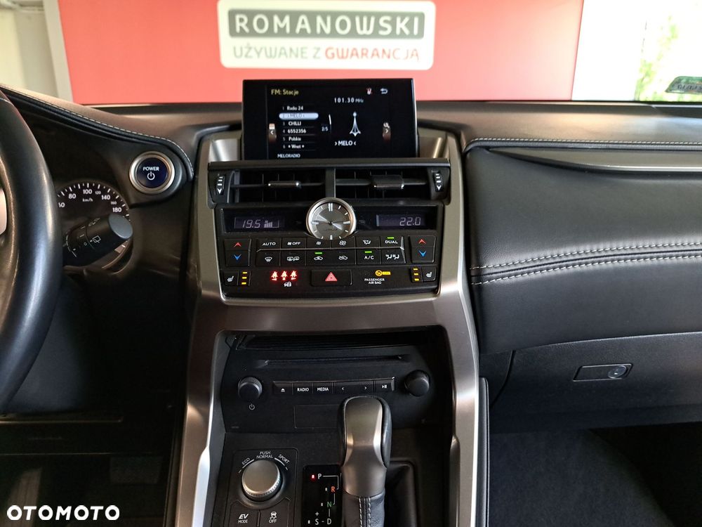 Lexus NX 300h Comfort AWD - 21
