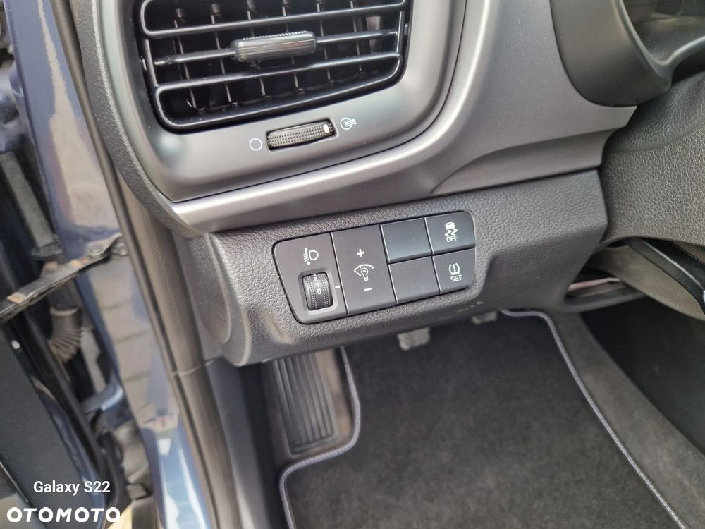 Kia Stonic 1.4 L - 13