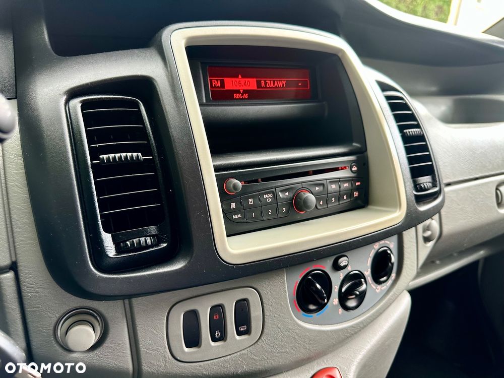 Renault Trafic - 13