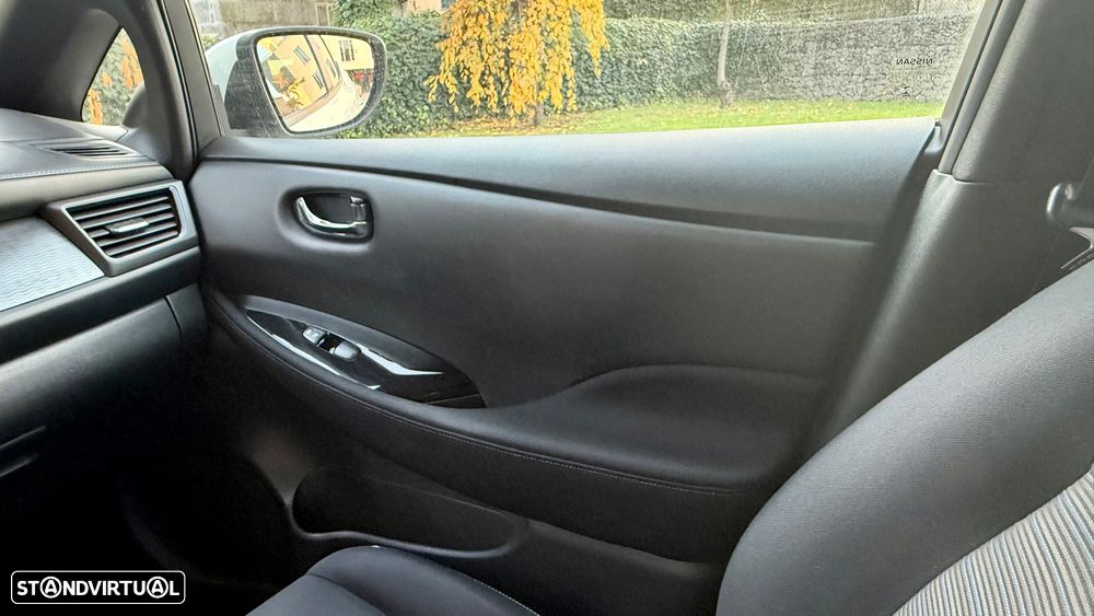 Nissan Leaf N-Connecta Two Tone - 21