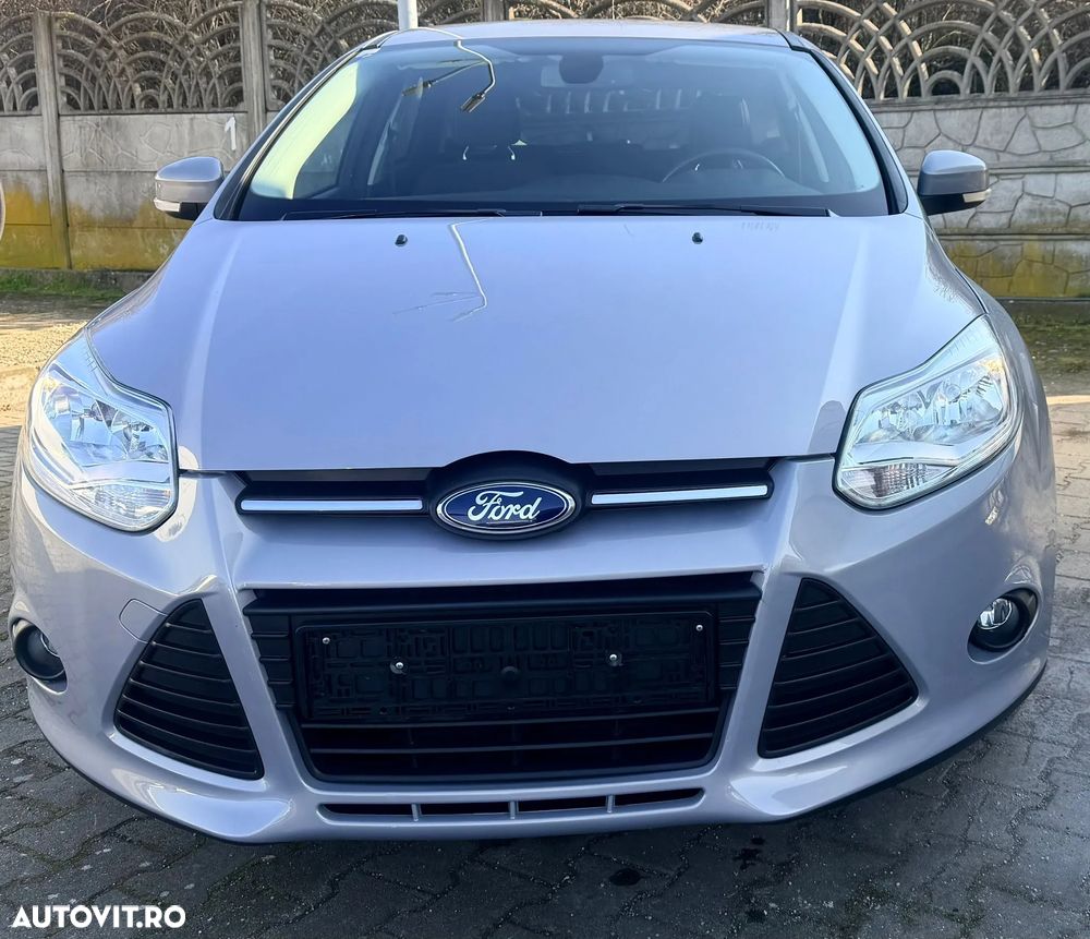 Ford Focus - 13