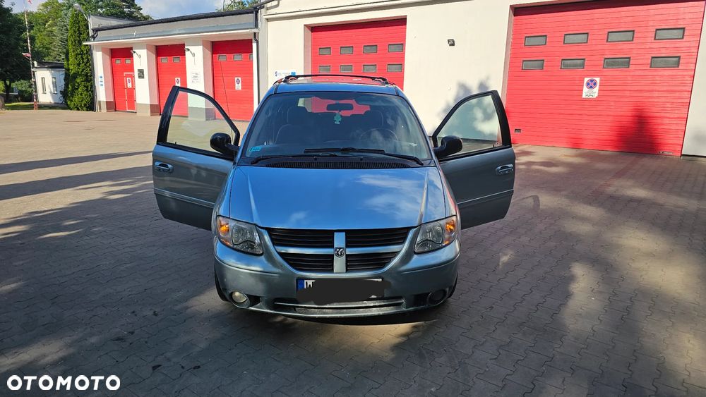 Dodge Grand Caravan - 23