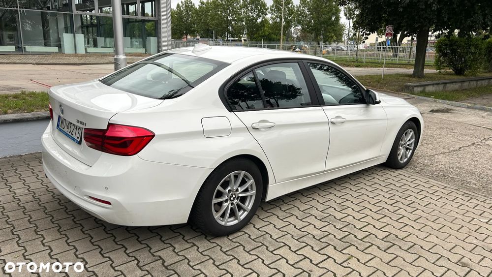 BMW Seria 3 318i Advantage - 3