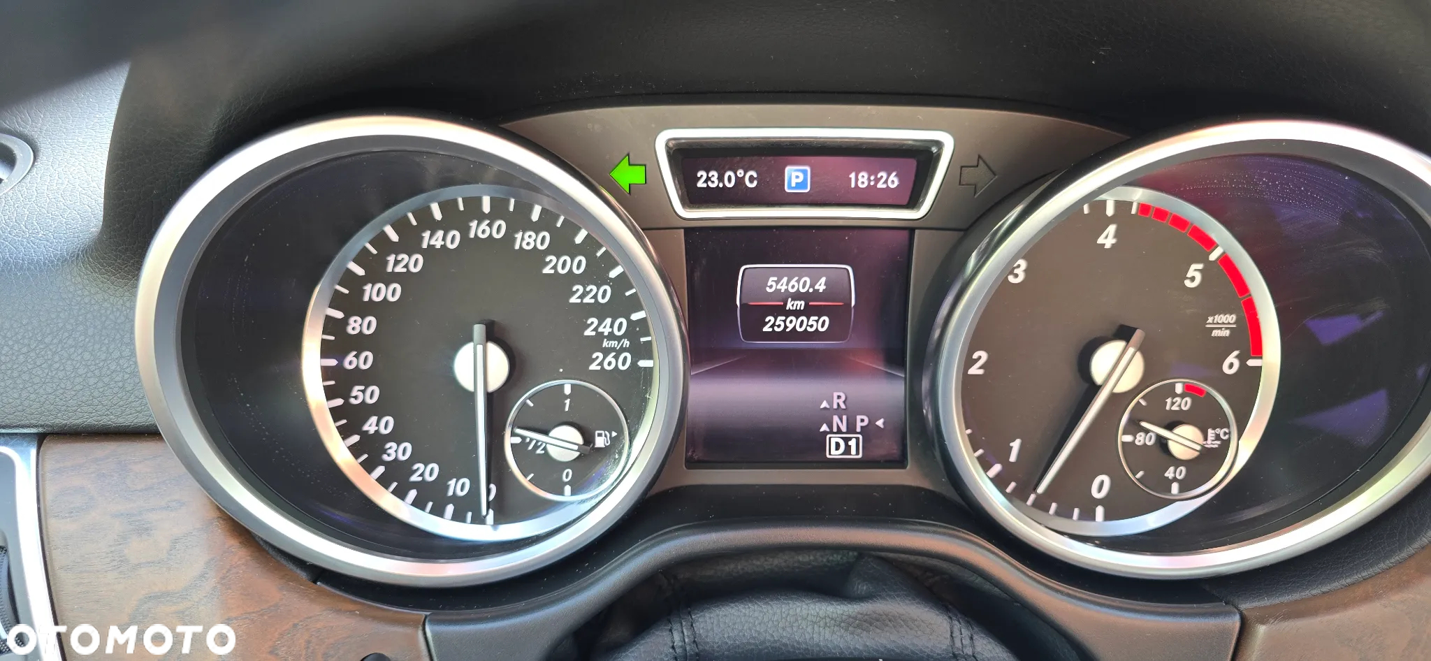 Mercedes-Benz ML 350 BlueTec 4-Matic - 6