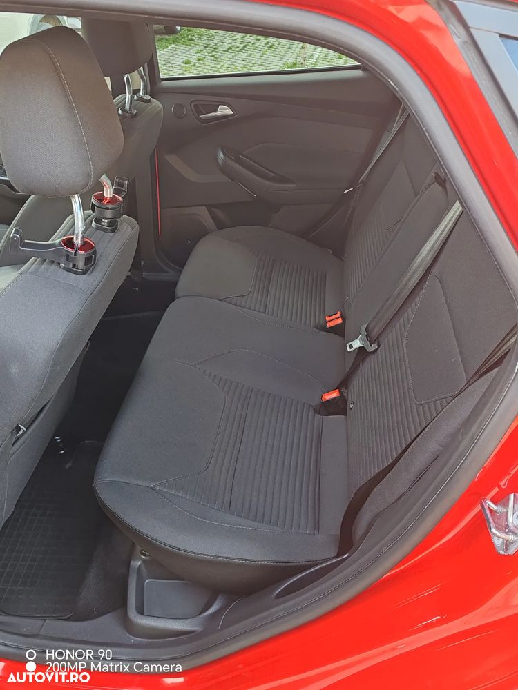 Ford Focus 1.5 EcoBoost Titanium - 6