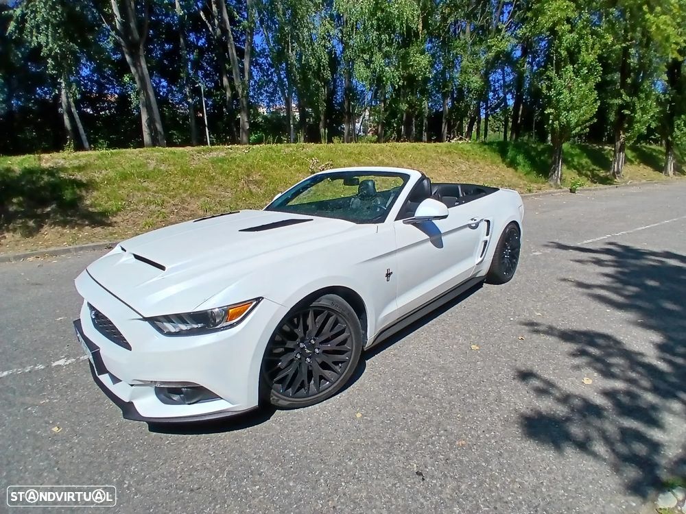 Ford Mustang 2.3i EcoBoost — fotografia 16