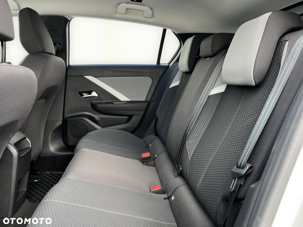 Opel Astra 1.2 T Edition S&S - 16