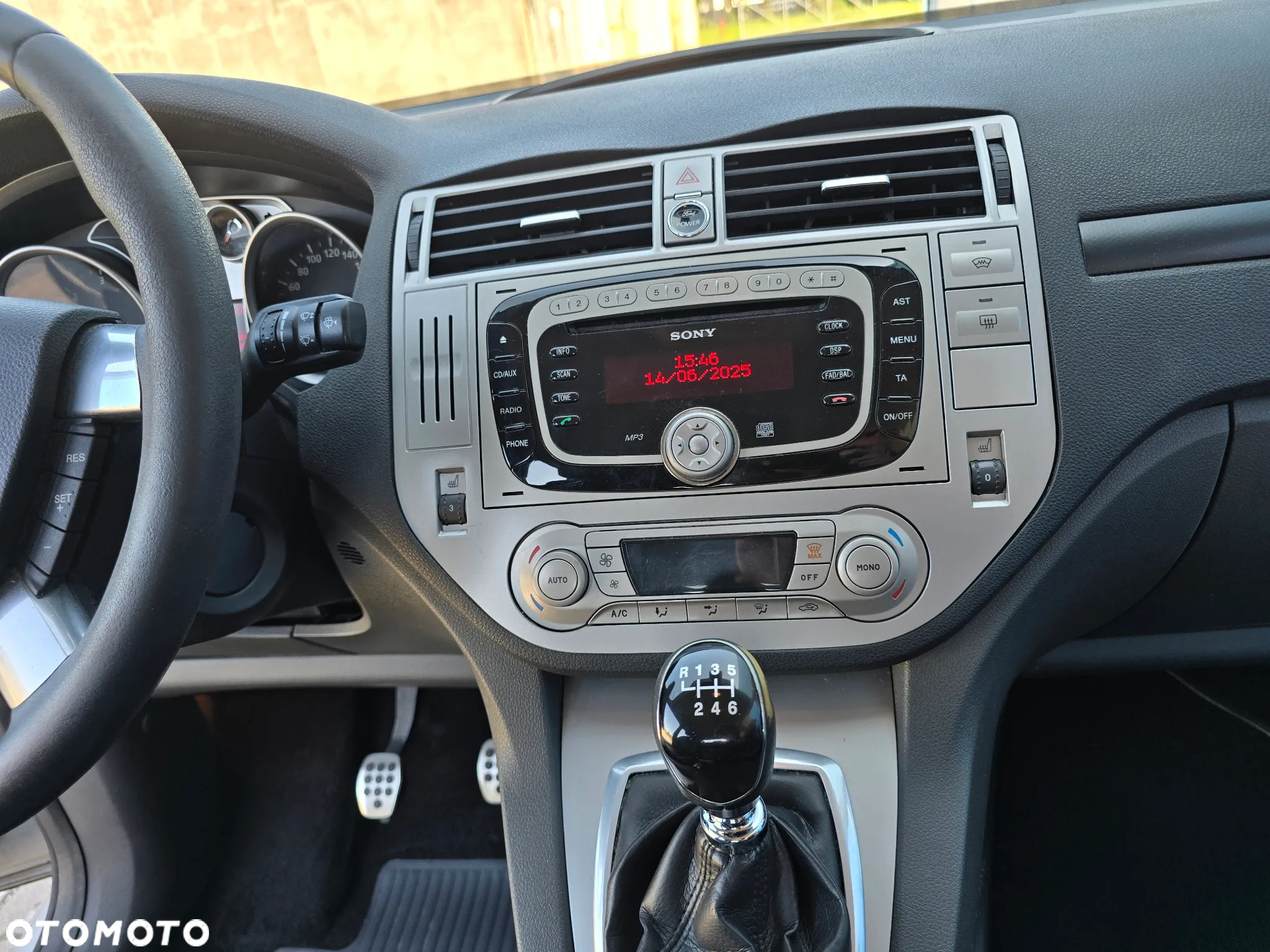 Ford Kuga 2.0 TDCi 2x4 Titanium - 18