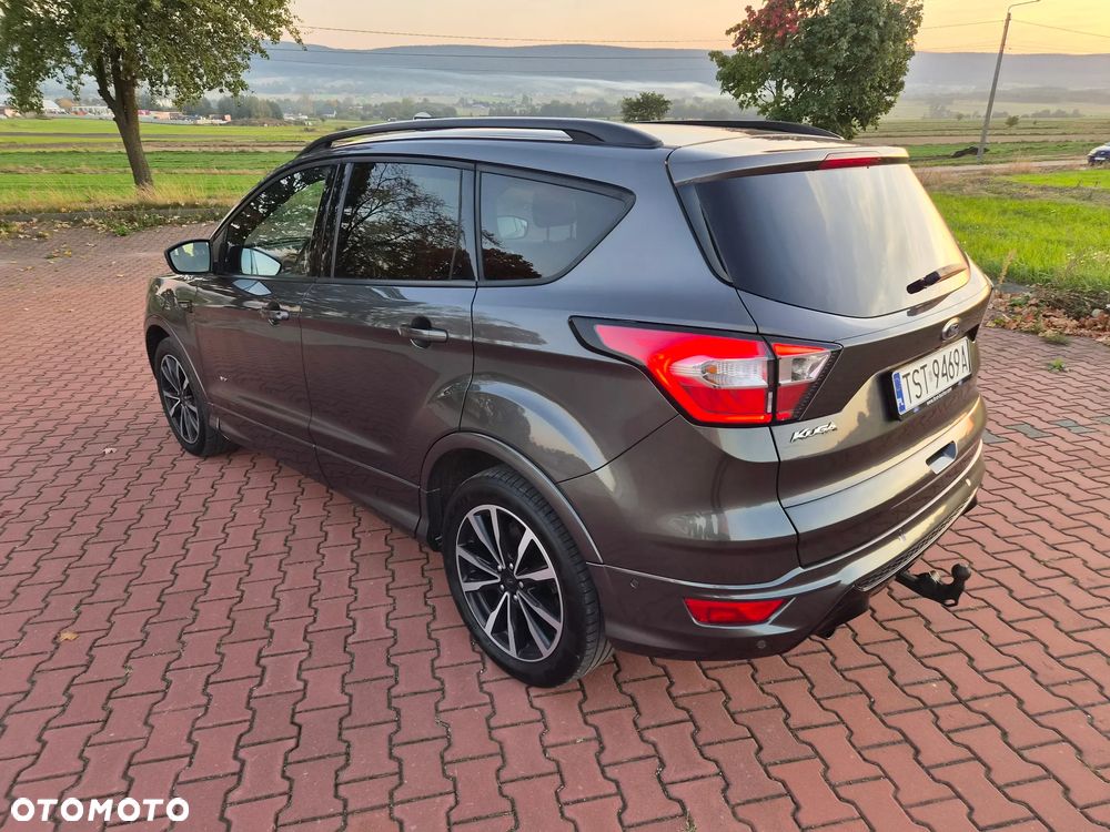 Ford Kuga 2.0 TDCi 4x4 ST-Line - 7