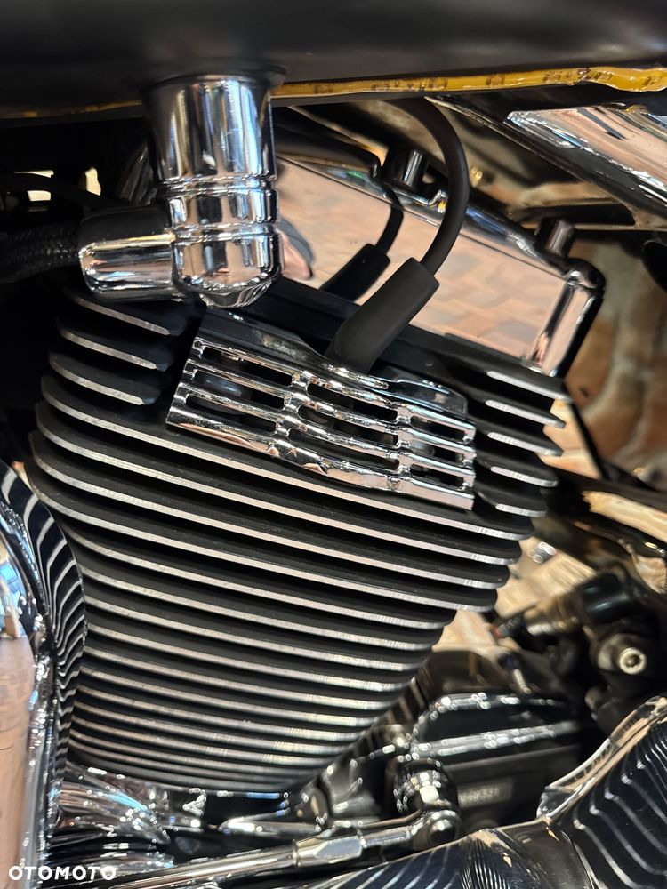 Harley-Davidson Touring Street Glide - 33