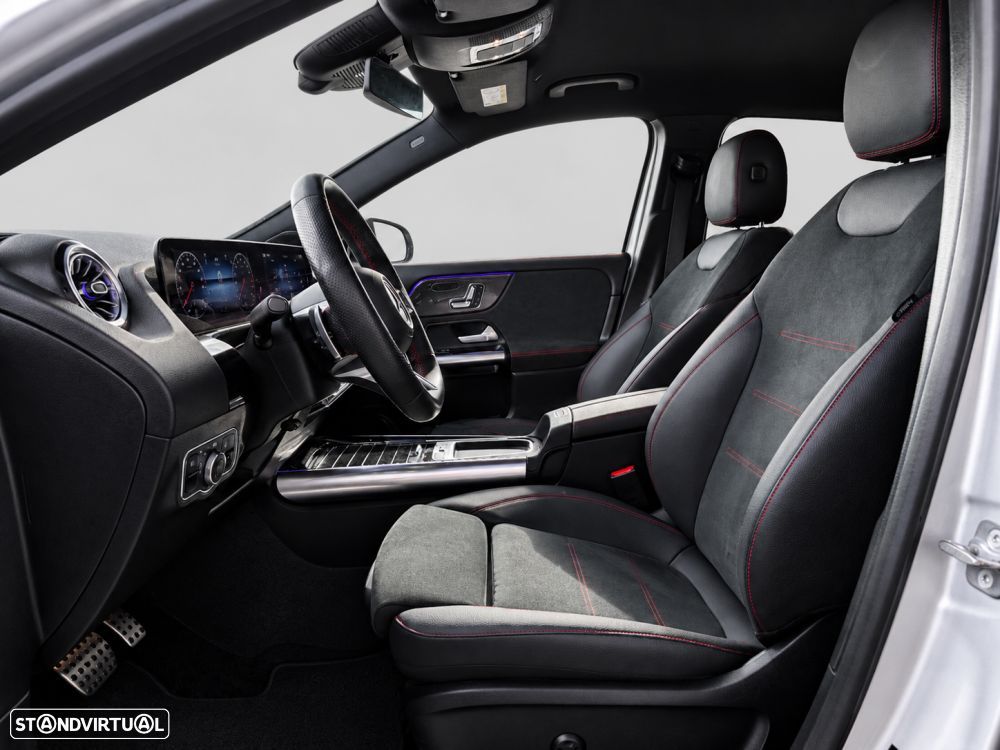 Mercedes-Benz GLA 250 e 8G-DCT AMG Line - 13