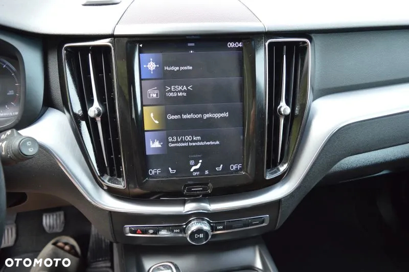 Volvo XC 60 D3 Momentum - 25