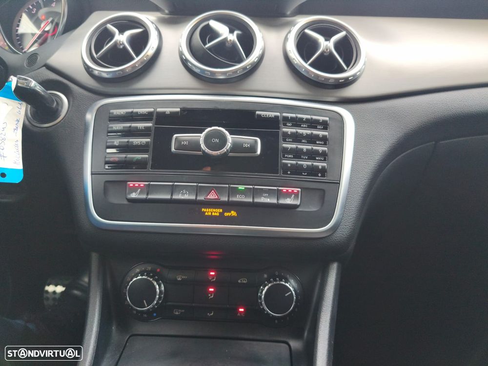 Mercedes-Benz GLA 200 (CDI) d 7G-DCT AMG Line - 7