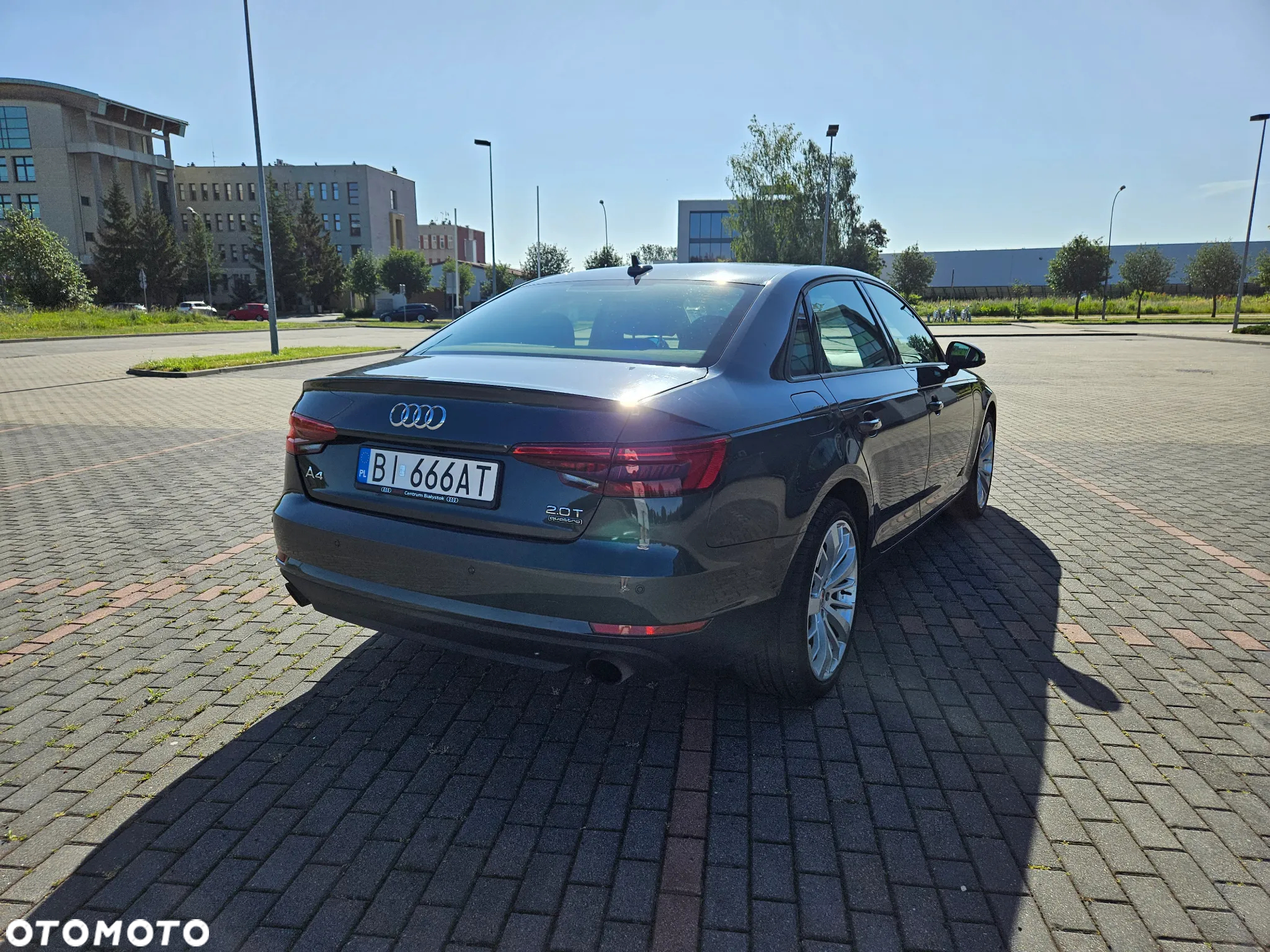 Audi A4 2.0 TFSI Quattro S tronic - 24