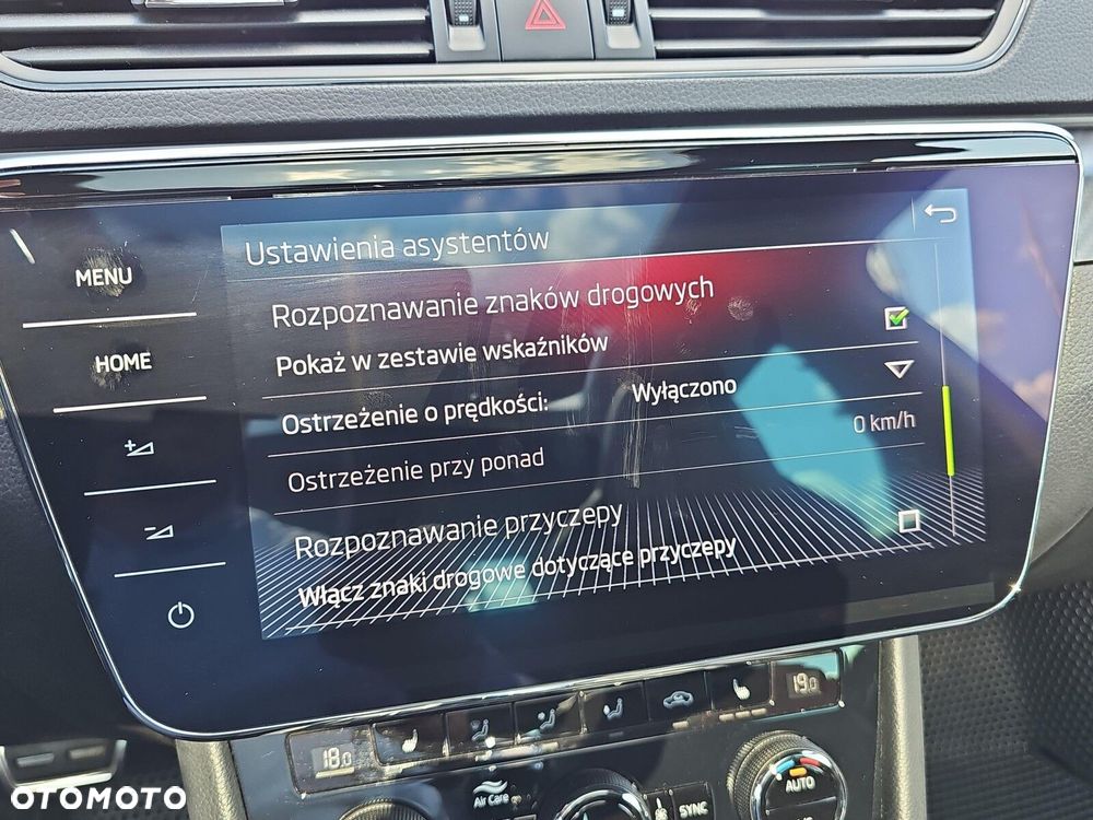 Skoda Superb 2.0 TDI SCR Sportline DSG - 22
