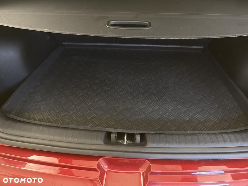 Kia Niro 1.6 GDI Hybrid L Business Line - 24
