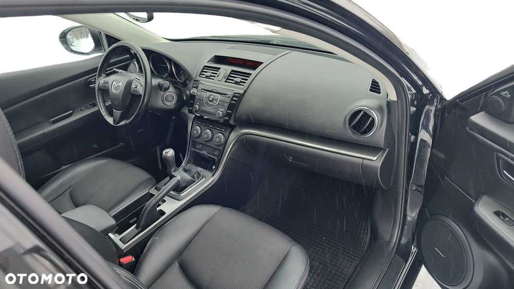 Mazda 6 - 8
