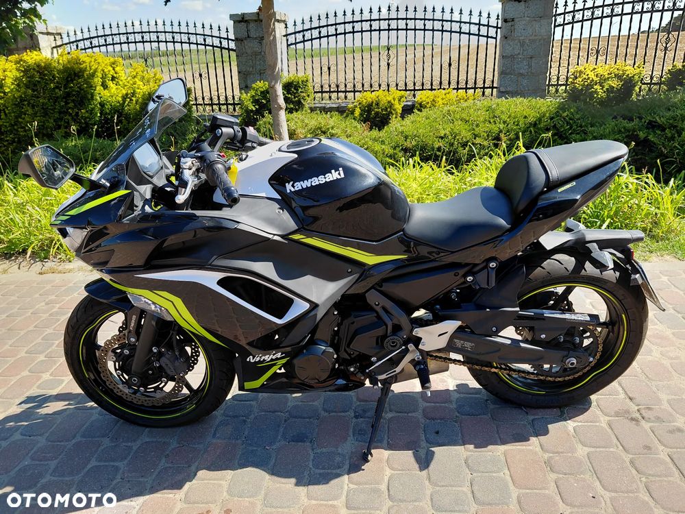 Kawasaki Ninja - 3