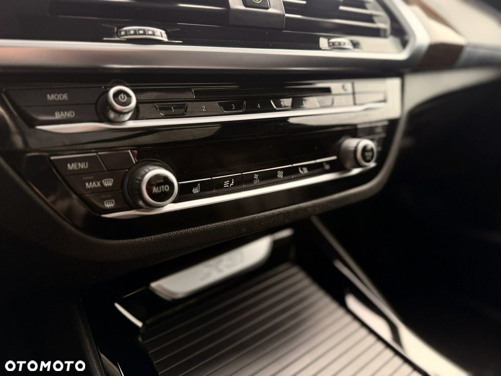 BMW X3 xDrive30i xLine - 26
