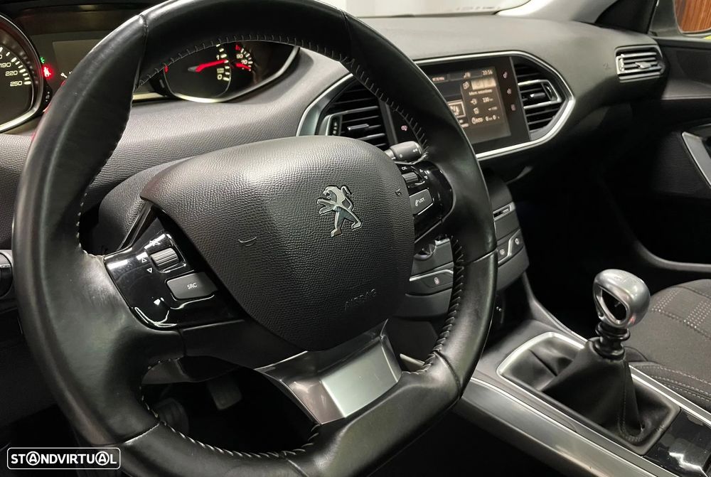 Peugeot 308 SW 1.6 e-HDi Allure J17 - 34
