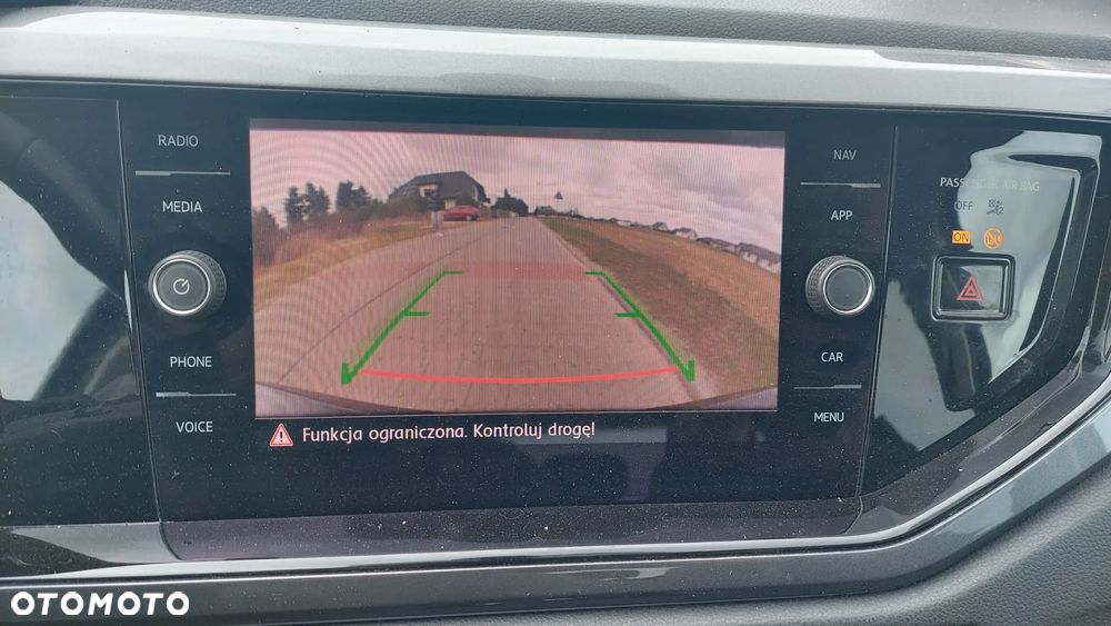 Volkswagen Polo 1.6 TDI SCR DSG Highline - 18