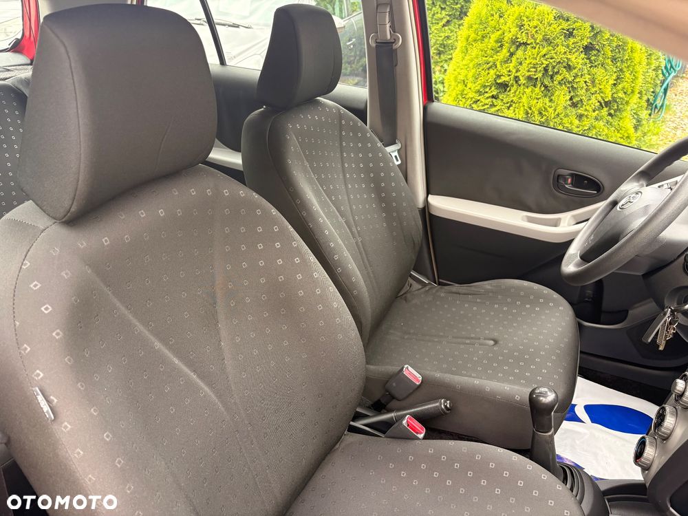 Toyota Yaris 1.3 Luna - 20